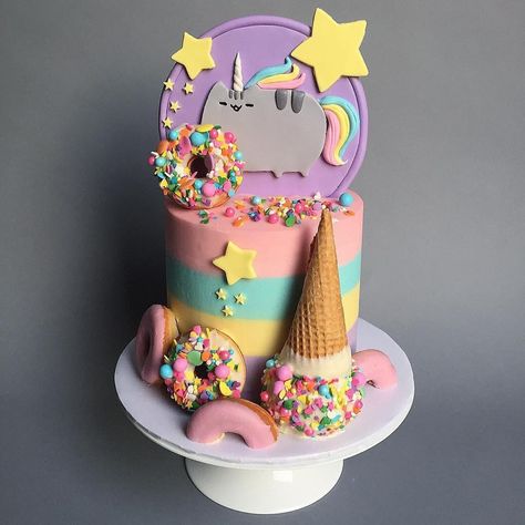 Check out this #meowgical Pusheenicorn cake from @hivebakery! 🌟🦄 Pusheen Cake, Birthday Cake Cat, Cat Birthday Cake, Pusheen Birthday, Cake Cat, Birthday Cake For Cat, Pusheen The Cat, 10 Birthday Cake, Bakery Cake