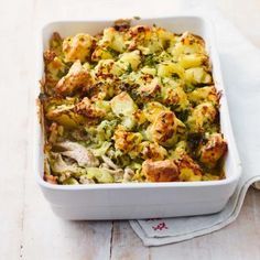 Chicken And Leek Recipes, Chicken And Leek Pie, Sainsburys Recipes, Leek Pie, Leek Recipes, Chicken Recipes Boneless, Potato Toppings, Instant Pot Recipes Chicken, Homemade Pie