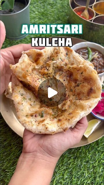 Maida Recipes Indian, Amritsari Kulcha, Kulcha Recipe Step By Step, Amritsar Kulcha, Amritsari Kulcha Recipe, Kuttu Atta Recipe, Amritsari Kulcha Recipe Video, How To Make Kulcha At Home, Shahi Tukda Recipe Video