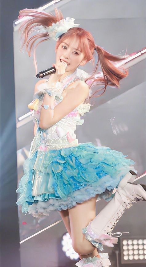 Sakura Miyawaki, Blue Flames, Pop Idol, Art Poses, Stage Outfits, Kpop Outfits, Japanese Fashion, Pose Reference, Korean Girl