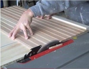 DIY beadboard cabinet doors.  This is what I want in the kitchen. Resurfacing Furniture, Farm Cabinets, Mobile Home Cabinets, Kitchen Inspiration Board, Diy Beadboard, Mobile Home Makeover, Trendy Kitchen Colors, Handmade Cabinets, Diy Kitchen Projects