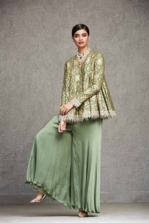 Sangeet Dress, Trendy Cocktail Dresses, Indo Western Outfits, Desi Attire, Sharara Pants, Classy Winter Outfits, Bridal Store, Ladies Blouse Designs, Indian Saree Blouses Designs