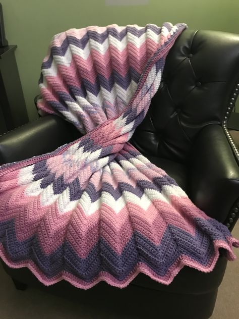 Pink ombre ripple Chevron Crochet Blanket, Ombré Crochet, Ripple Stitch Crochet, Crochet Ripple Afghan Pattern, Chevron Crochet Blanket Pattern, Ripple Afghan Pattern, Crochet Ripple Afghan, Blanket Colors, Crochet Ripple Blanket