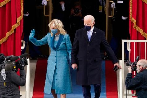 Who Wore What At The 46th Presidential Inauguration? People Wearing Masks, Long Tweed Coat, Ralph Lauren Suits, Presidential Inauguration, Jimmy Choo Pumps, Stuart Weitzman Boots, Navy Blue Jacket, Black Leather Gloves, Fashion Statements