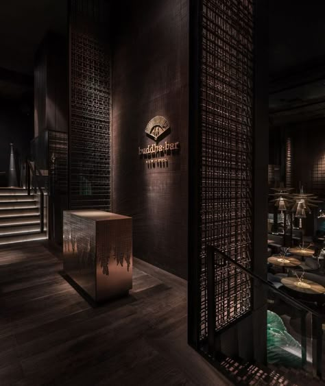 Asian Restaurant Interior Design, Restaurant Interior Design Modern, Modern Chinese Restaurant, Chinese Bar, Luxury Restaurant Interior, Buddha Bar, Reception Desk Design, Nightclub Design, Asian Restaurant