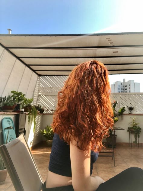 Redhead Wavy Hair, Wavy Ginger Hair Aesthetic, Ginger Hair Wavy, Curly Red Hair Aesthetic, Wavy Ginger Hair, Red Hair Wavy, Wavy Red Hair, Curly Ginger Hair, Red Curly Hair