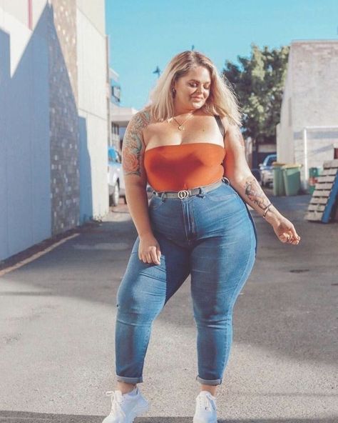 Chubby Girl Fashion, Fashion Nova Curve, Chubby Fashion, Look Plus Size, Fashion Nova Outfits, Big Girl Fashion, Curvy Girl Fashion, Curvy Girl Outfits, Curvy Outfits