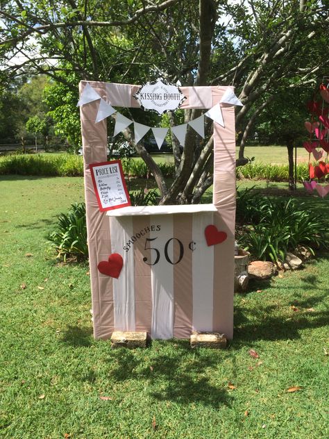 Kissin booth made from cardboard, covered in $2 plastic tablecloth, with paper accents/decorations. Box is from a new television screen, salvaged from dumpster. Total cost of kissing booth: $5 Beautiful Napkin Folding, Booth Diy, New Television, Kissing Booth, Horse Stalls, Plastic Tablecloth, Napkin Folding, Be My Valentine, Baby Pictures