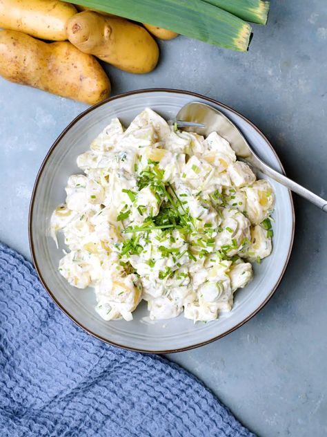 Sour Cream Potato Salad, Delicious Potato Salad, Potato Salad With Apples, Swedish Cuisine, Potato Salad Mustard, Sausage Meatballs, Creamed Leeks, Easy Potato Salad, Creamy Potato Salad