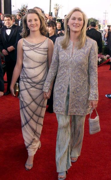 Meryl Streep 2023, Meryl Streep Dress, Joanne Lumley, Meryl Streep Red Carpet, Its Complicated Meryl Streep, Meryl Streep Taming Of The Shrew, Mary Mcfadden, Family Wealth, Subaru Wrc