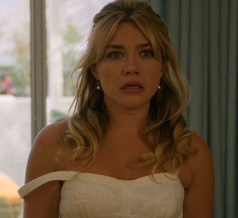 Florence Pugh Dont Worry Darling Hair, Alice Chambers Hair, Florence Pugh Dont Worry Darling, Alice Chambers, Dont Worry Darling, Florence Rose, Bridesmaids Hairstyles, Darling Movie, Stepford Wife