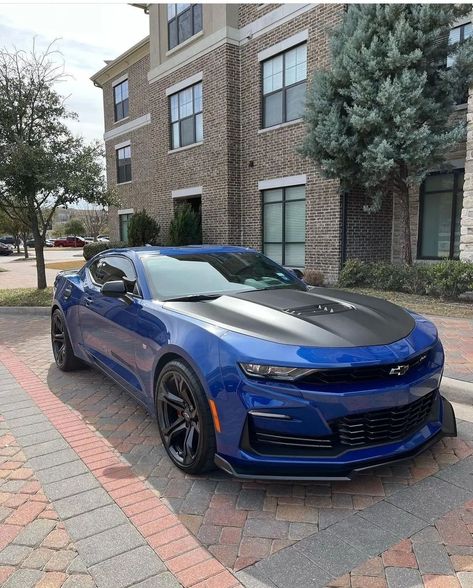 Camaro Car, Camaro Zl1, Camaro Ss, Concept Ships, Classy Cars, Motorcycle Bike, Pretty Cars, Chevy Camaro, Bike Life