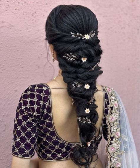 Messi Braids Hairstyles Indian, Messy Braid Indian Wedding, Messy Braided Hairstyles, Messy Braid, Down Hairstyles For Long Hair, Leg Mehndi, Engagement Hairstyles, Traditional Hairstyle, Front Hair