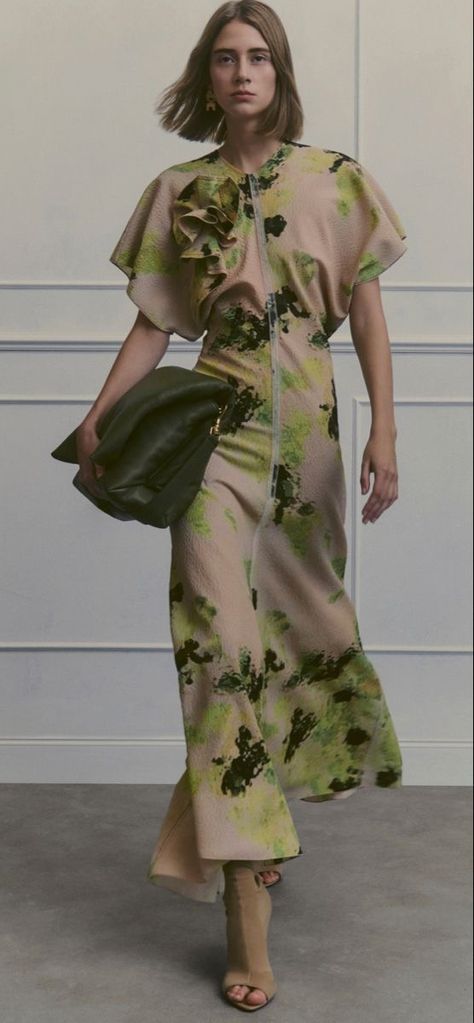 Victoria Beckham Collection, Victoria Beckham Dress, Resort 2024, 여름 스타일, Mode Chic, Printed Midi Dress, Printed Dress, Looks Style, Dance Dresses