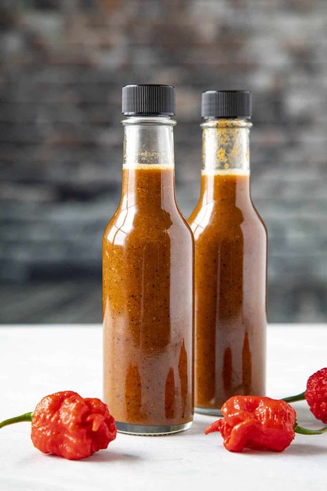 Carolina Reaper Hot Sauce Recipe Carolina Reaper Hot Sauce Recipe, Hot Pepper Recipes, Recipes Chili, Carolina Reaper Pepper, Hot Sauce Recipe, Cayenne Pepper Sauce, Pepper Sauce Recipe, Homemade Hot Sauce, Paprika Sauce