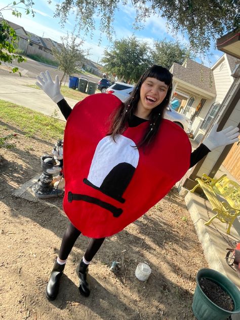 Bad bunny un verano sin ti 
DIY costume Bad Bunny Heart Costume, Bad Bunny Costume Ideas, Bad Bunny Costume, Senior Week, Heart Costume, Diy Costume, Bunny Costume, Spirit Week, Bad Bunny