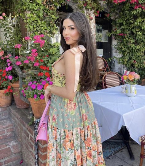 @amandadiaz Amanda Diaz, Straight Layered Hair, Insta Photo Ideas, Layered Hair, Bodycon Mini Dress, Pretty People, What To Wear, Fashion Inspo, Bodycon Dress