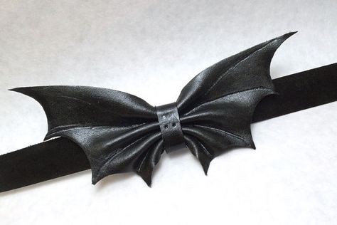 Bat bow tie Groomsmen gift Mens bow tie by TheAnchoredAlbatross Bat Bow Tie, Bats Wings, Cool Bow Ties, Bat Bow, Bow Tie Groomsmen, Unique Bow Tie, Batman Outfits, Leather Bow Tie, Groomsmen Bowtie