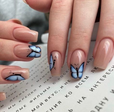 Butterfly Nails Drawn On, Butterfly On Nails, Simple Butterfly Nails, Cute Butterfly Nails, Pop Art Ideas, Press On Nails Nude, Nail Designs Cute, Cute Press On Nails, Butterfly Cartoon