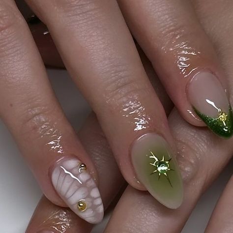 𝐒𝐊𝐘𝐄  | 𝒢𝑒𝓁 𝒳 𝒩𝒶𝒾𝓁𝓈 on Instagram: "♡ 💚✨🍀 ib   ♡ length/shape: short, almond . . . . . . ♡ #nailsofinstagram #gelx #apresnails #nails #nailart #apres #nailinspo #nailsofig💅🏼 #inlandempirenails #ienailtech #explore #nailsbyskyelinh" Gel X Nails, X Nails, Short Almond, April 16, Nails Inspo, Nails Nailart, Nail Ideas, Nail Inspo, Almond