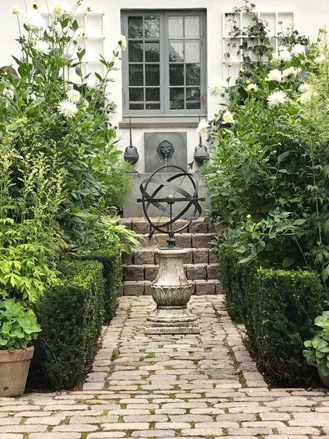 Danish Garden, Scandinavian Garden, Colonial Garden, Southern Garden, Garden Architecture, Outside World, Green Garden, Back Garden, Architectural Elements