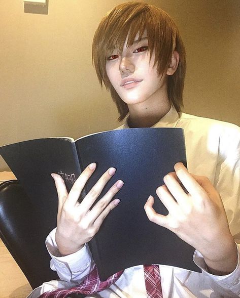 Light Yagami Cosplay, Deathnote Cosplay, Light Cosplay, L Cosplay, Easy Cosplay, Pearl Steven, Cosplay Boy, L Lawliet, Light Yagami