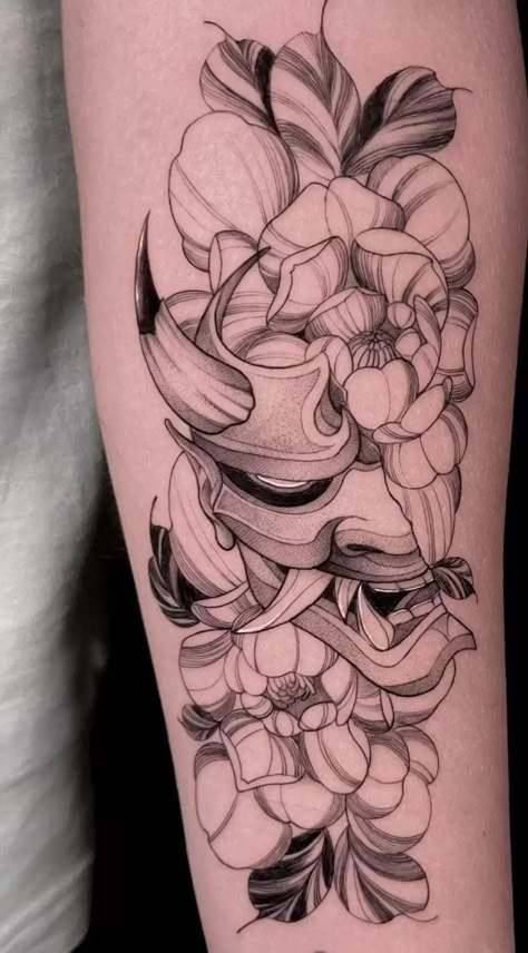 Oni Mask And Flower Tattoo, Oni Mask Woman Tattoo, Oni Mask Tattoo Thigh, Cracked Oni Mask Tattoo, Feminine Oni Mask Tattoo, Oni Mask Cherry Blossom Tattoo, Oni Skull Tattoo, Female Oni Mask Tattoo, Traditional Japanese Oni Mask Tattoo