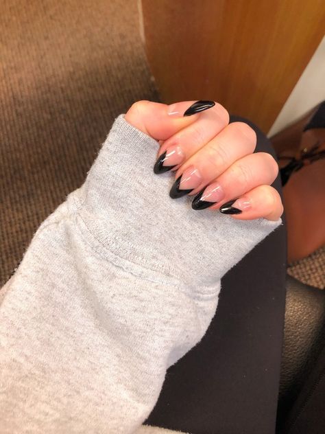 V Shape Black French Tip Black V French Tip Nails Almond, Almond Nails V French Tip, V Shape French Tip Nails Almond, Almond V French Tip Nails, Black V Shape French Tip Nails, Black V French Tip Nails, V Shape French Tip Nails, V Shaped French Tip Nails, Black French Tip Nails Almond