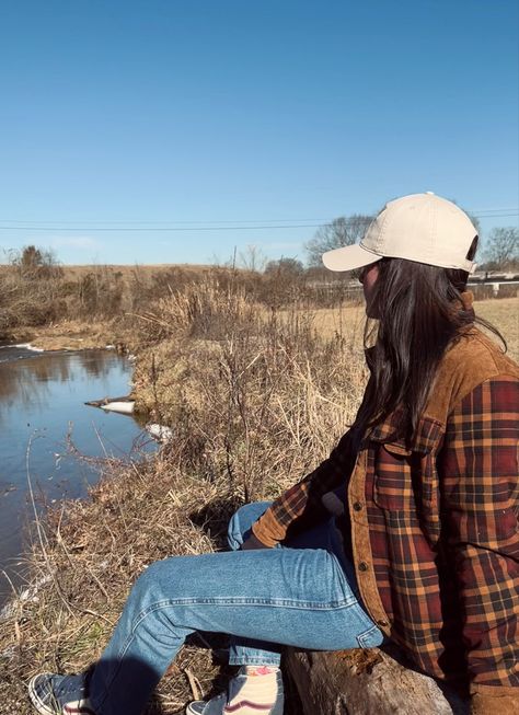 #easttennessee #easterntennessee #tennessee #nature #westernnature #westernaesthetic #countryaesthetic #tennesseewinter #natureaesthetic Tennessee Nature, Tennessee River, Western Aesthetic, 2000s Aesthetic, East Tennessee, Nature Aesthetic, Tennessee, Quick Saves, Nature