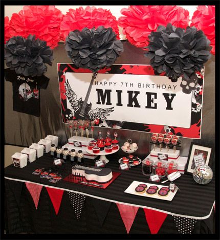 Mcr Birthday, Rock Star Party Decorations, Music Party Theme Decoration, Star Themed Party, Rock Star Theme, Rock And Roll Birthday, Rockstar Birthday, Rock Star Birthday, Rockstar Birthday Party