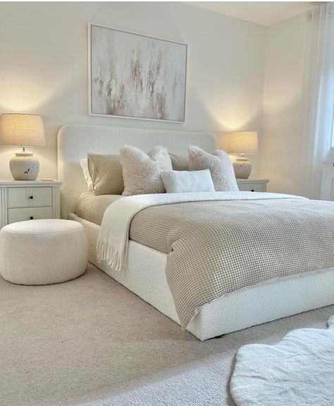 Room Decor Ideas Beige Theme, Beige Beach Bedroom, White And Beige Room Aesthetic, Clean Room Aesthetic Cozy Vibes, First Apartment Aesthetic Bedroom, Mismatched Bedroom Furniture Ideas, Modern Cozy Bedroom Neutral, Neutral Cozy Bedroom, Classy Bedroom Ideas For Women