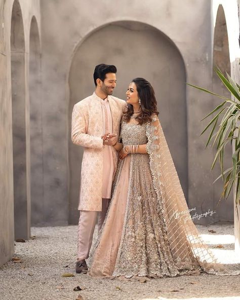 Couple Engagement Dress Indian Matching, Couple Engagement Dress Indian, Engagement Dress Indian, Engagement Outfits Indian Couple, Couple Wedding Dress Indian Matching, Bride And Groom Indian Wedding Outfit, Engagement Outfits Indian, Groom Indian Wedding Outfits, Wedding Matching Outfits