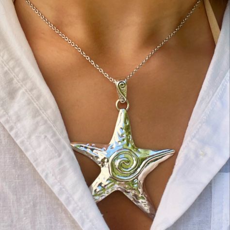 Collier Starfish 🌟 Starfish Fashion, Starfish Jewelry, Fish Jewelry, Starfish Necklace, Jewelry Inspo, Custom Bags, Jewelry Necklace, Cute Jewelry, Starfish