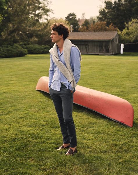 Men's Business Casual Style, Simon Nessman, Jcrew Fall, Camping Shoes, Fashion Business Casual, Amelia Island, J Crew Men, Mens Chinos, Stretch Chinos