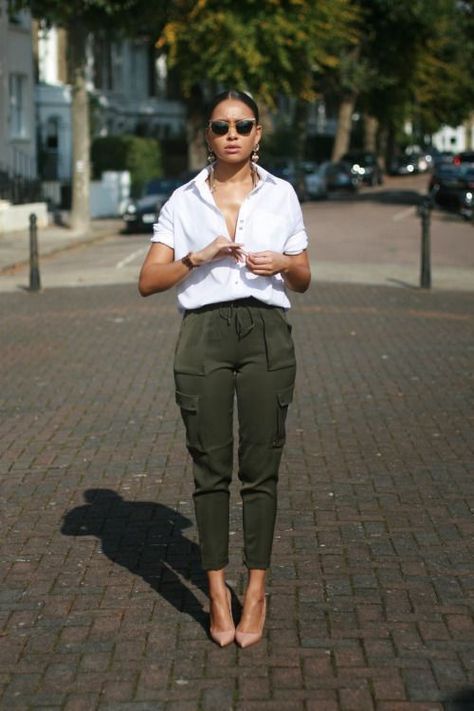 A white short sleeve button up with green cargo pants and nude pumps - Album on Imgur #outfitideas #fallfashion Cargo Joggers Outfits, Green Cargo Pants Outfit, Outfits With Air Force Ones, Outfits With Jordan 1s Fashion Styles, Cargo Pants Outfit Women, How To Style Cargo Pants, Cargo Outfit, Cargo Pants Outfits, Olive Pants