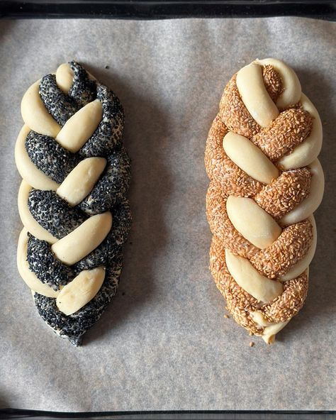 All Posts • Instagram Whole Wheat Challah, Filled Challah Bread, Sourdough Challah Recipe, Sourdough Challah, Challah Bread Recipe, Shabbat Recipes, Challah Bread Recipes, Beautiful Bread, Bread Scoring