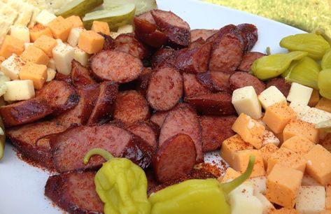 Sausage And Cheese Plate, Cheese Plate Presentation, Bbq Dipping Sauce, Sausage Platter, Pellet Smoker Recipes, Best Sausage, Pellet Smoker, Spicy Brown Mustard, Smoked Cheese