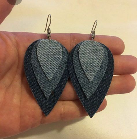 Fabric Jewelry Earrings, Hippie Women, Denim Earrings, Diy Leather Earrings, Jewelry Casual, Blue Jeans Crafts, Fabric Earrings, Denim Jewelry, Denim Crafts