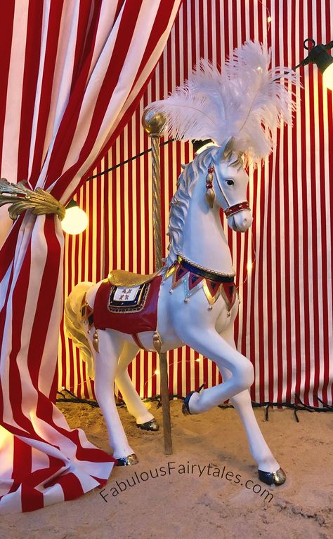 Love this amazing showhorse decoration from Fabulous Fairytales. #christmasdecorations #carousel #horses Christmas Circus Theme, Carousel Horse Decor, Carnival Decorations Ideas, Fairytale Decorations, Circus Party Decor, Circus Carousel, Circus Christmas, Christmas Circus, Horse Decorations