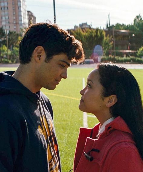 High School Movies, Peter Kavinsky, Jean Peters, Lana Condor, Amy Schumer, Lara Jean, Kissing Booth, Movie Couples, Bradley Cooper