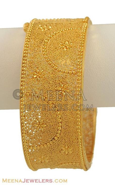 22K Gold Filigree Kada ( Kadas ) Kada Designs Gold, Kada Bangles Gold Design, Kada Design, Gold Kada, 22k Gold Bangles, Gold Bangles Indian, Unique Gold Jewelry Designs, 22k Gold Necklace, Pure Gold Jewellery