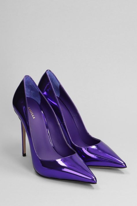 Purple Pumps Heels, Le Silla Heels, Purple High Heels, Purple Pumps, Purple Heels, Shoes Heels Classy, Cute Shoes Heels, Purple Shoes, Gorgeous Shoes