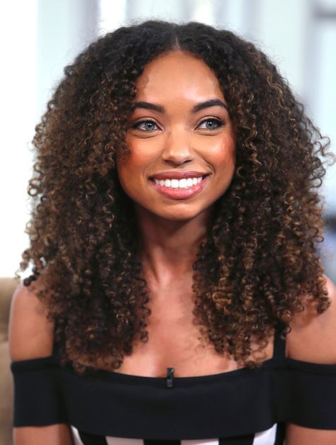 Water Hair Growth, Logan Browning, Anti Hair Fall Shampoo, Highlights Curly, 4b Hair, Tan Women, Pelo Afro, Rice Water, Grow Long Hair