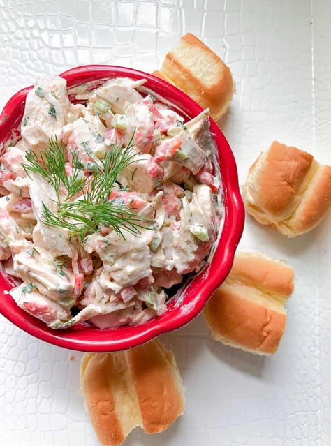 Easy and healthy imitation crab salad recipe! Made without mayo or pasta and served cold! The best summer dip to serve with crackers! Crab Recipes Healthy, Crab Meat Salad Recipe, Crab Pasta Recipes, Yogurt Sour Cream, Crab Meat Salad, Dressings Recipes, Crab Sticks, Summer Dip, Amazing Salads