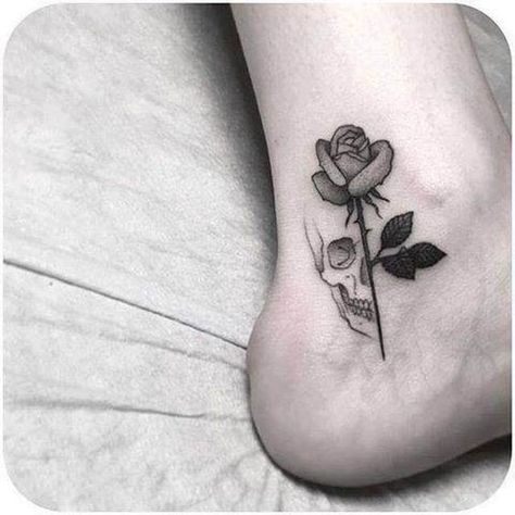 Tiny Skull Tattoos, Small Skull Tattoo, Skull Tattoo Flowers, Skull Rose Tattoos, Catrina Tattoo, Landscaping Backyard, Small Rose Tattoo, Tattoo Zeichnungen, Skeleton Hand Tattoo