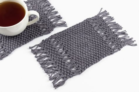 Waterfall rug mug | Knitting pattern | Mirella Moments