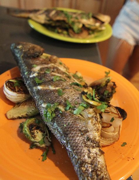 Bronzino Fish Recipe, Branzino Recipe, Smoked Fish Recipe, Whole Fish Recipes, Sea Bass Recipes, Snapper Recipes, Light Summer Meals, Whole Fish, Traeger Recipes