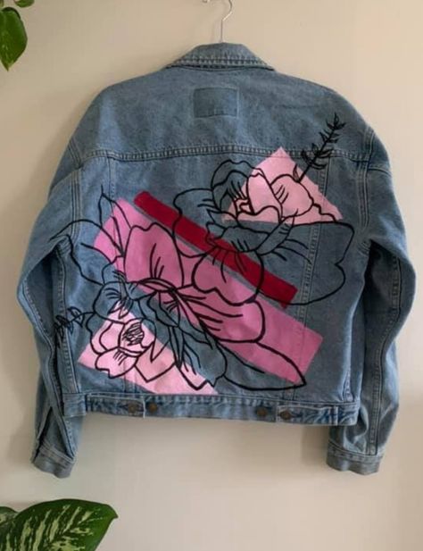 Denim Painting, Artisanats Denim, Jean Jacket Diy, Customised Denim Jacket, Hand Painted Denim, Kids Denim Jacket, Diy Denim Jacket, Stylish Leather Jacket, Hand Painted Denim Jacket