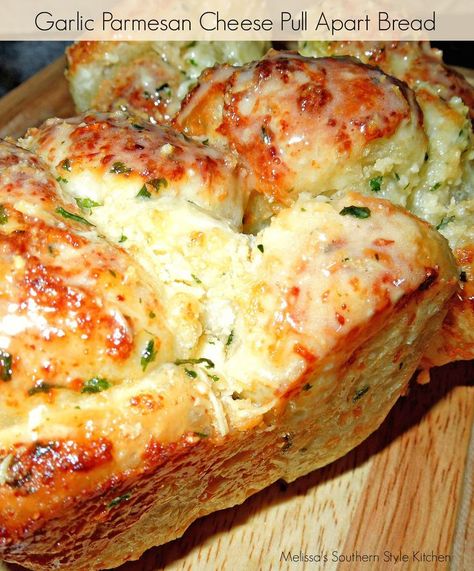 Cheese Pull Apart Bread, Cheese Pull Apart, Melissas Southern Style Kitchen, Cheese Pull, Bread Pull Apart Recipes, Yeast Rolls, Garlic Cheese, Savory Bread, Pull Apart Bread