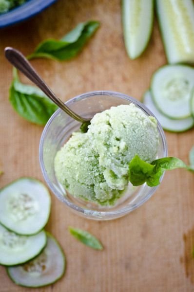 Basil Sorbet, Cucumber Basil, Granitas, Sorbet Ice Cream, Sorbet Recipes, Cucumber Recipes, Eat Seasonal, Homemade Ice Cream, Eat Dessert